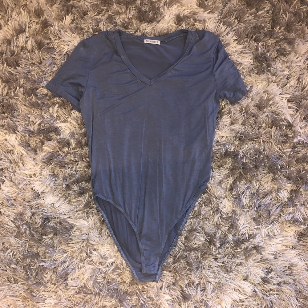 nwot v neck tee bodysuit